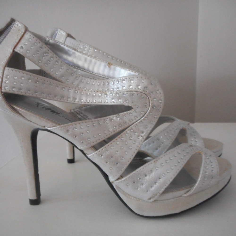 Rhinestone Sz 6 M 4" heel strappy stiletto pump